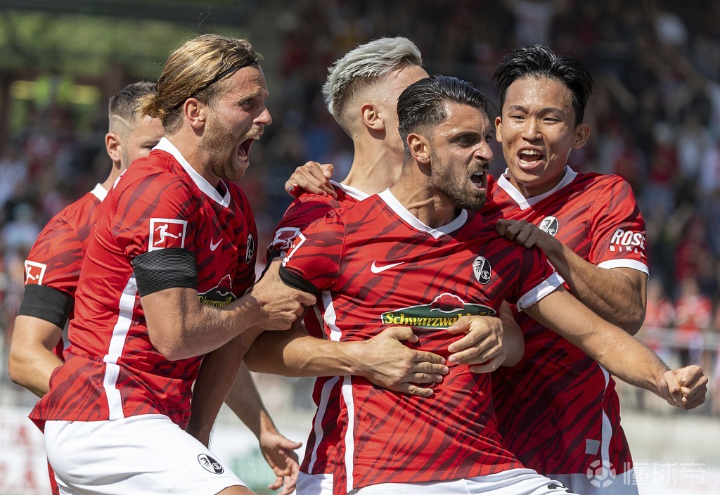 电竞竞猜-包含国际米兰国际比赛日门线救险；志在英超名次提升；话题不断；纪律约束更严格的词条